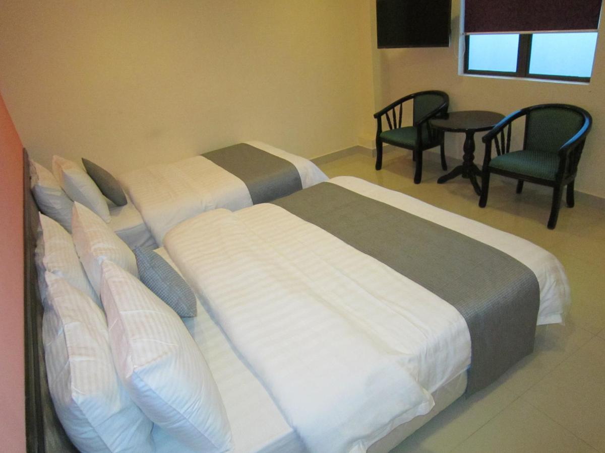 Oyo 151 Twin Hotel Kuala Lumpur Extérieur photo