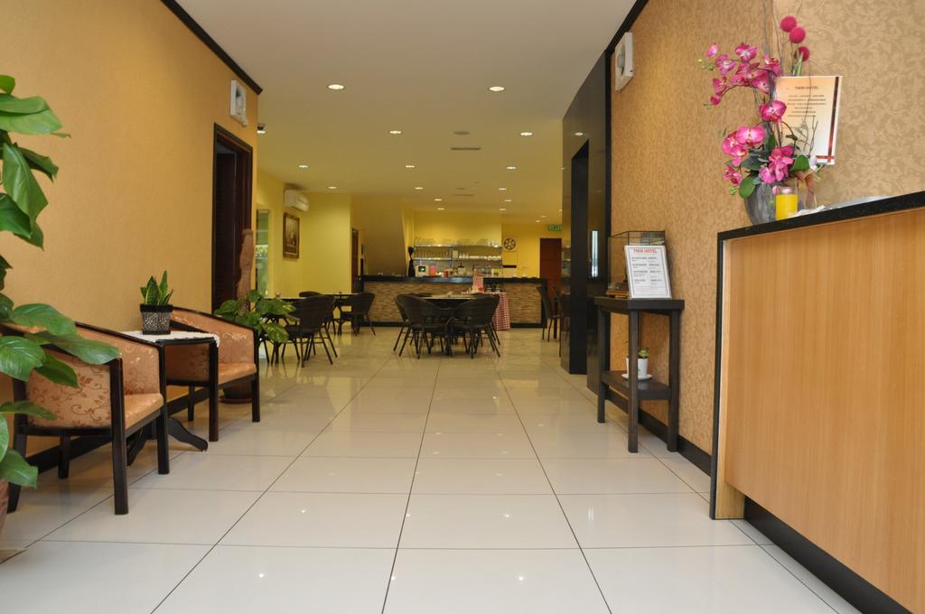 Oyo 151 Twin Hotel Kuala Lumpur Extérieur photo