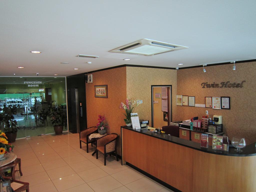 Oyo 151 Twin Hotel Kuala Lumpur Extérieur photo