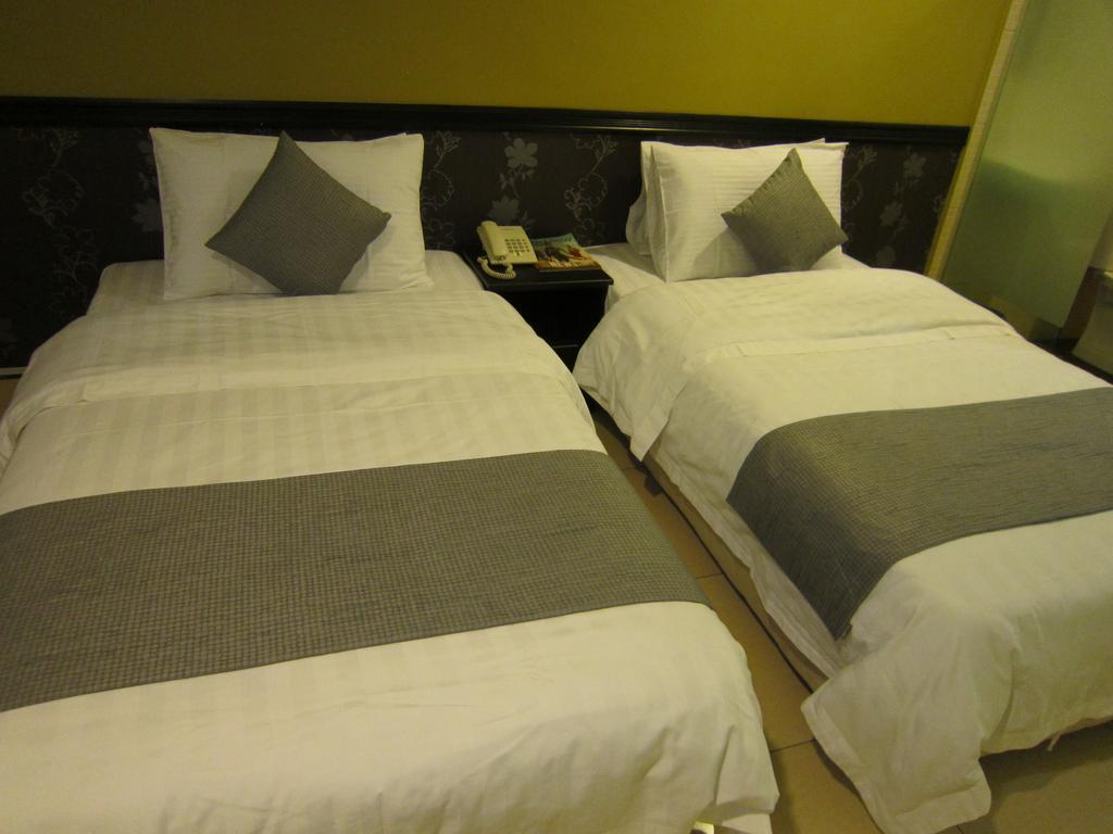 Oyo 151 Twin Hotel Kuala Lumpur Extérieur photo